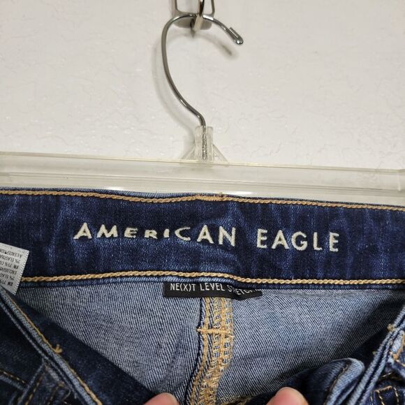 American Eagle Size 2 Dark Wash High Rise Cropped Distressed Raw Hem Jeggings - Picture 9 of 10